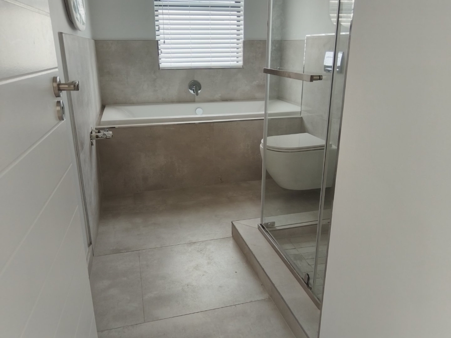 4 Bedroom Property for Sale in Sandown Western Cape